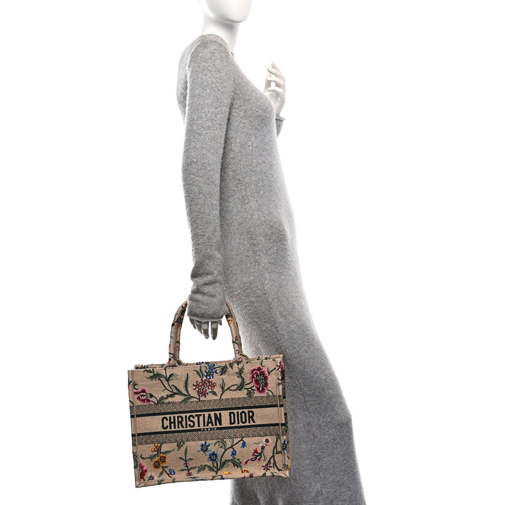 Raffia Embroidered Petites Fleurs Medium Book Tote Natural
