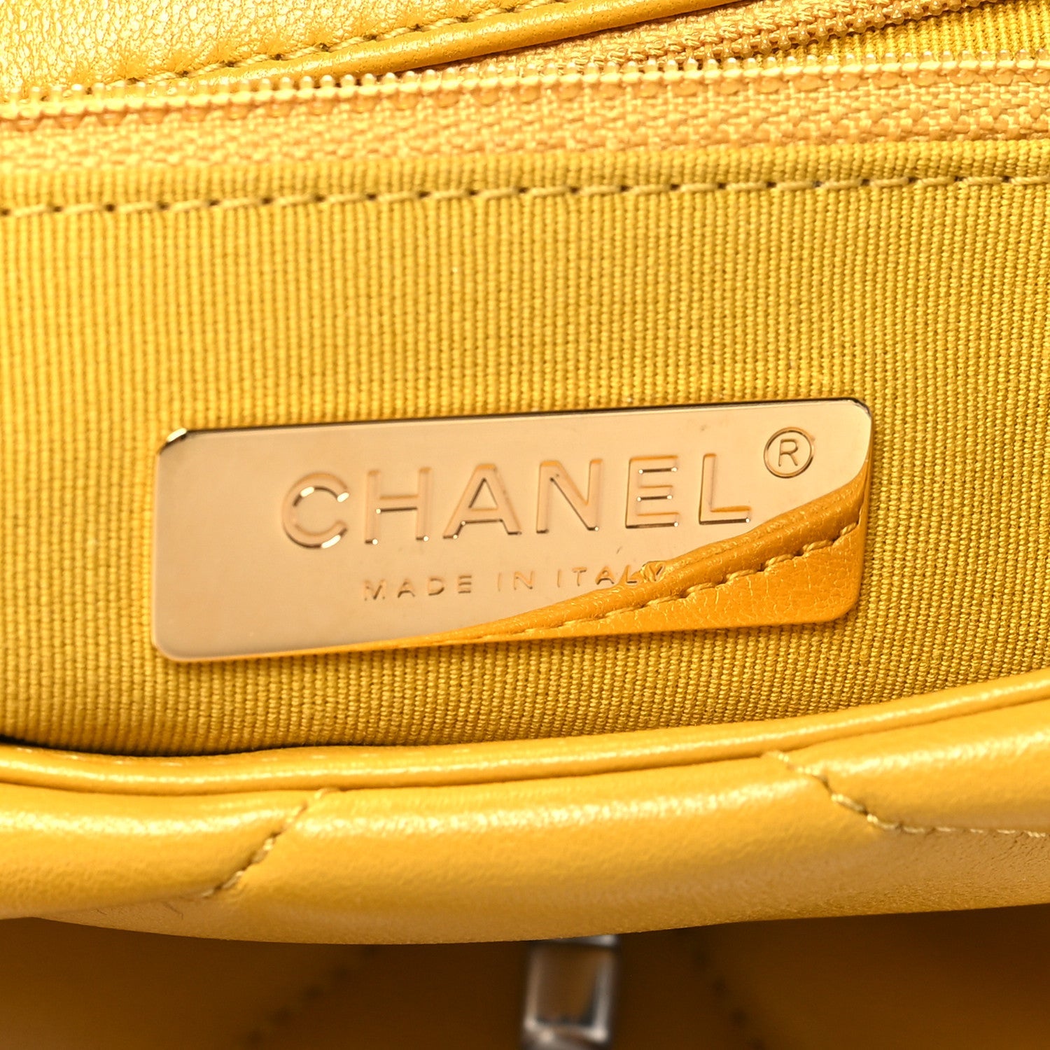 Lambskin Quilted Medium Chanel 19 Flap Yellow