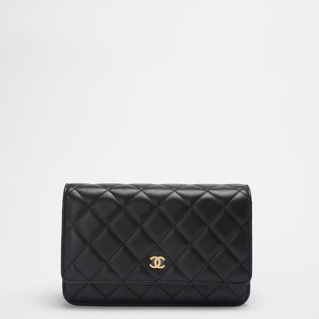 Chanel Wallet On Chain (WOC) Black Bag In Lambskin Leather With Gold Hardware 2018
