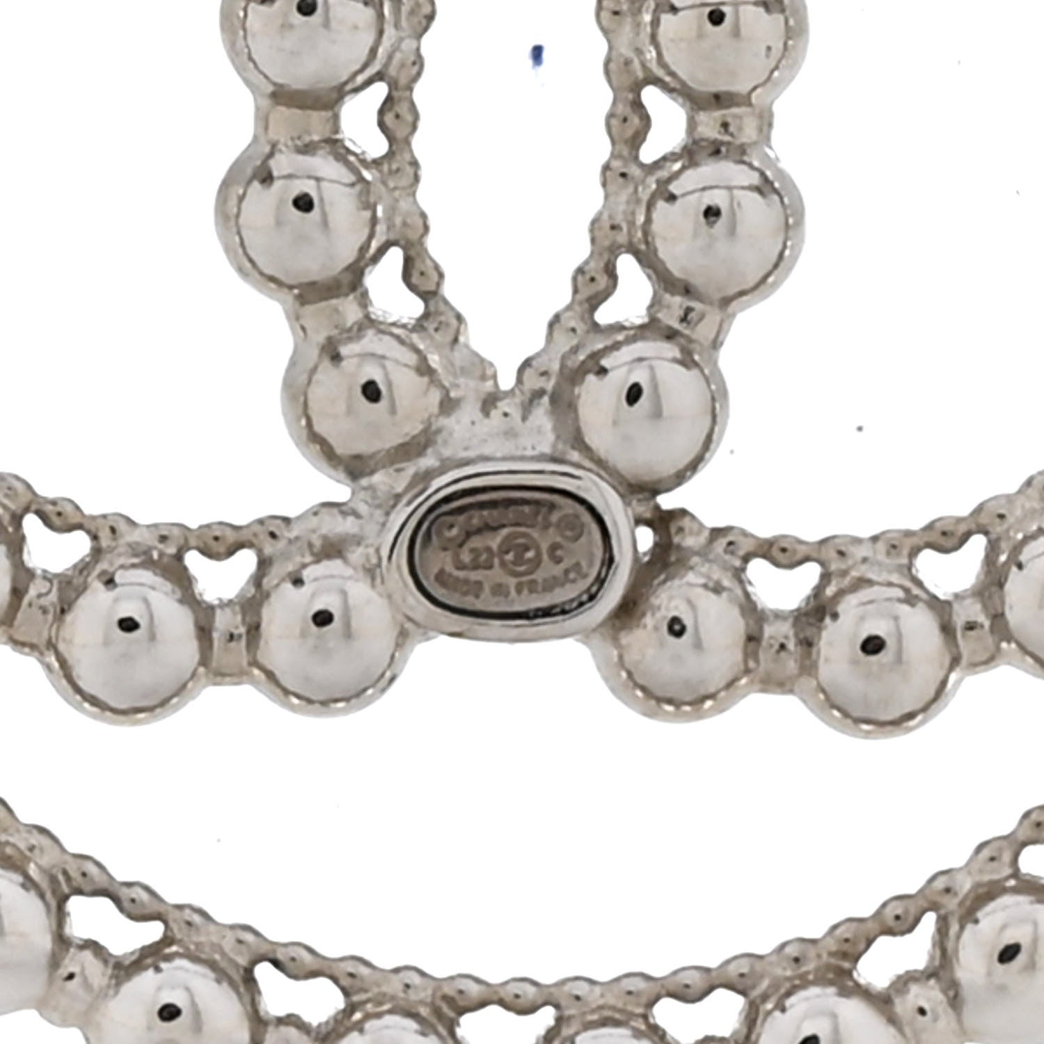 Metal Bead CC Round Brooch Silver