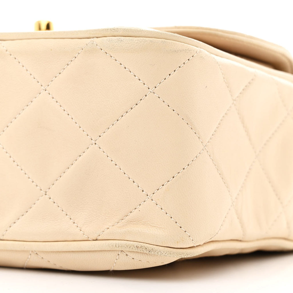 Lambskin Quilted Tassel Flap Camera Case White