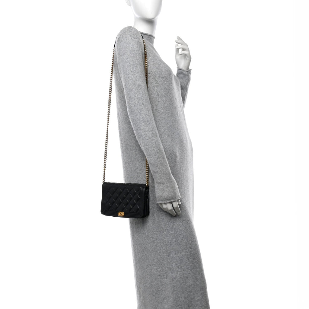 Caviar Quilted Boy Wallet On Chain WOC Black