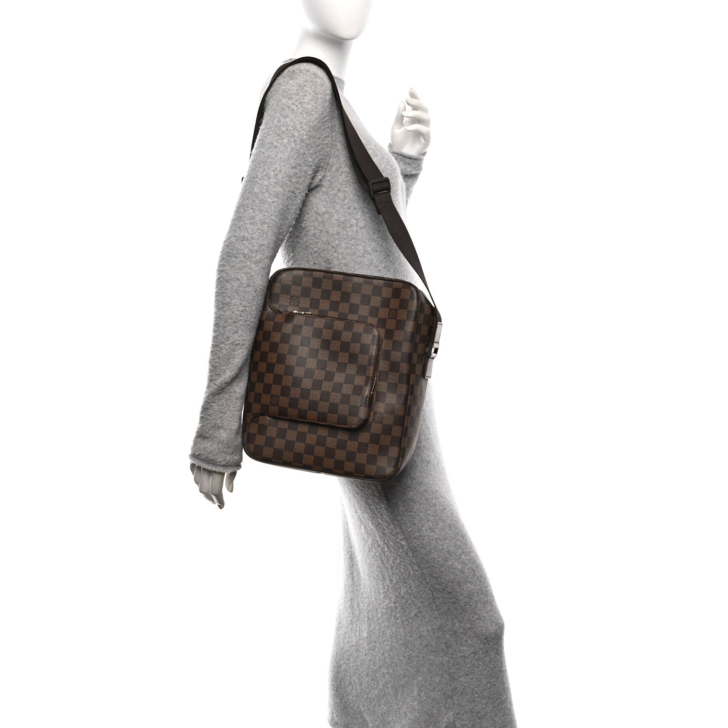 Damier Ebene Olav MM Messenger Bag