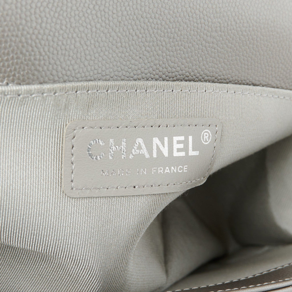 Metallic Caviar Quilted Medium Boy Flap Silver