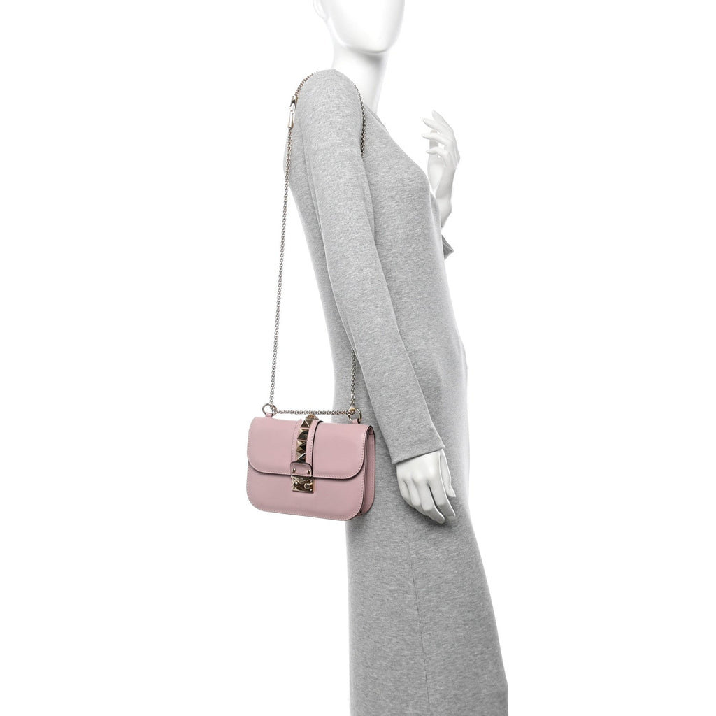 Vitello Small Glam Lock Rockstud Flap Poudre