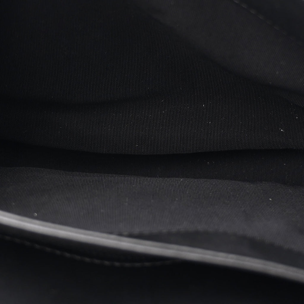 Calfskin Jumbo Tramezzo Flap Black