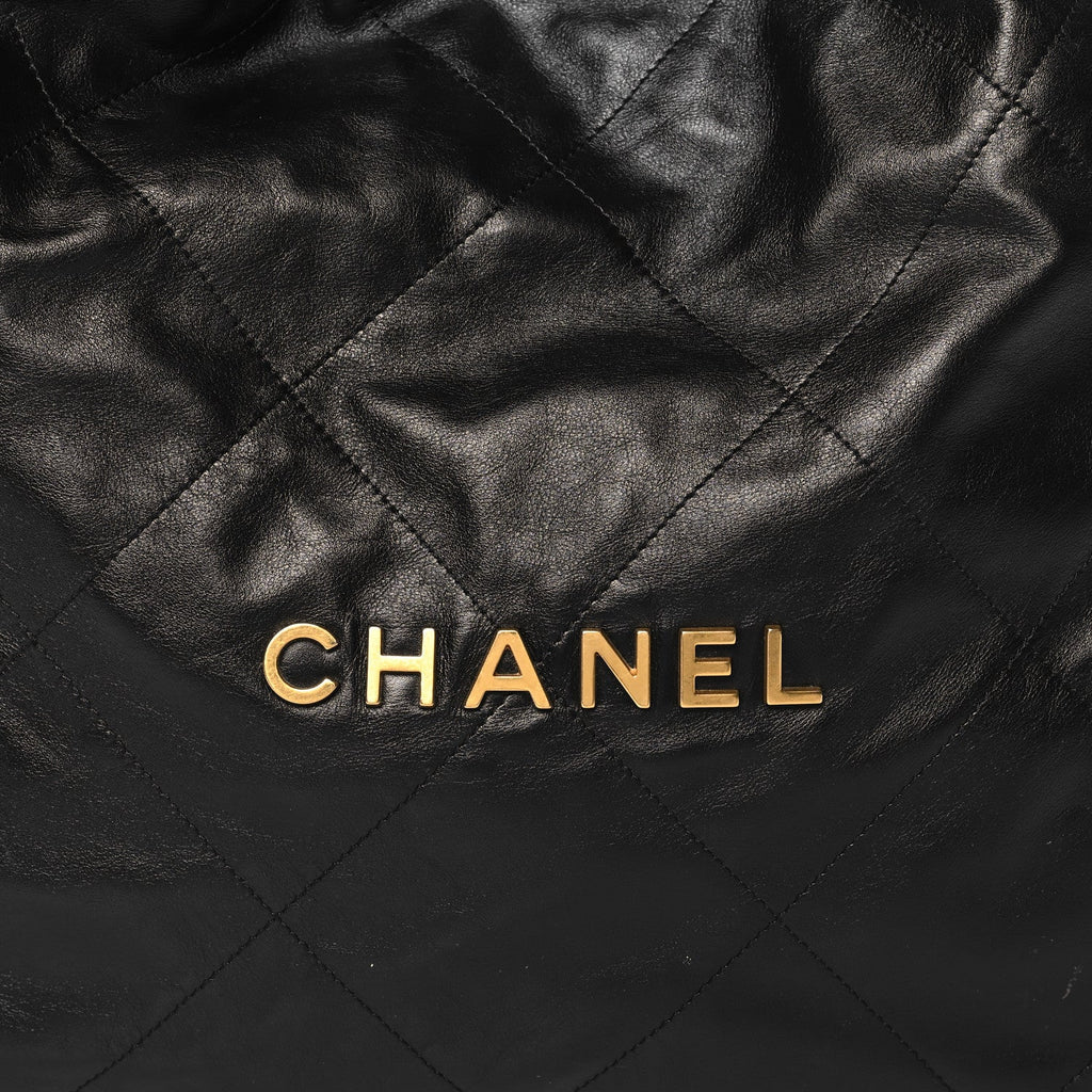 Shiny Calfskin Quilted Chanel 22 Black