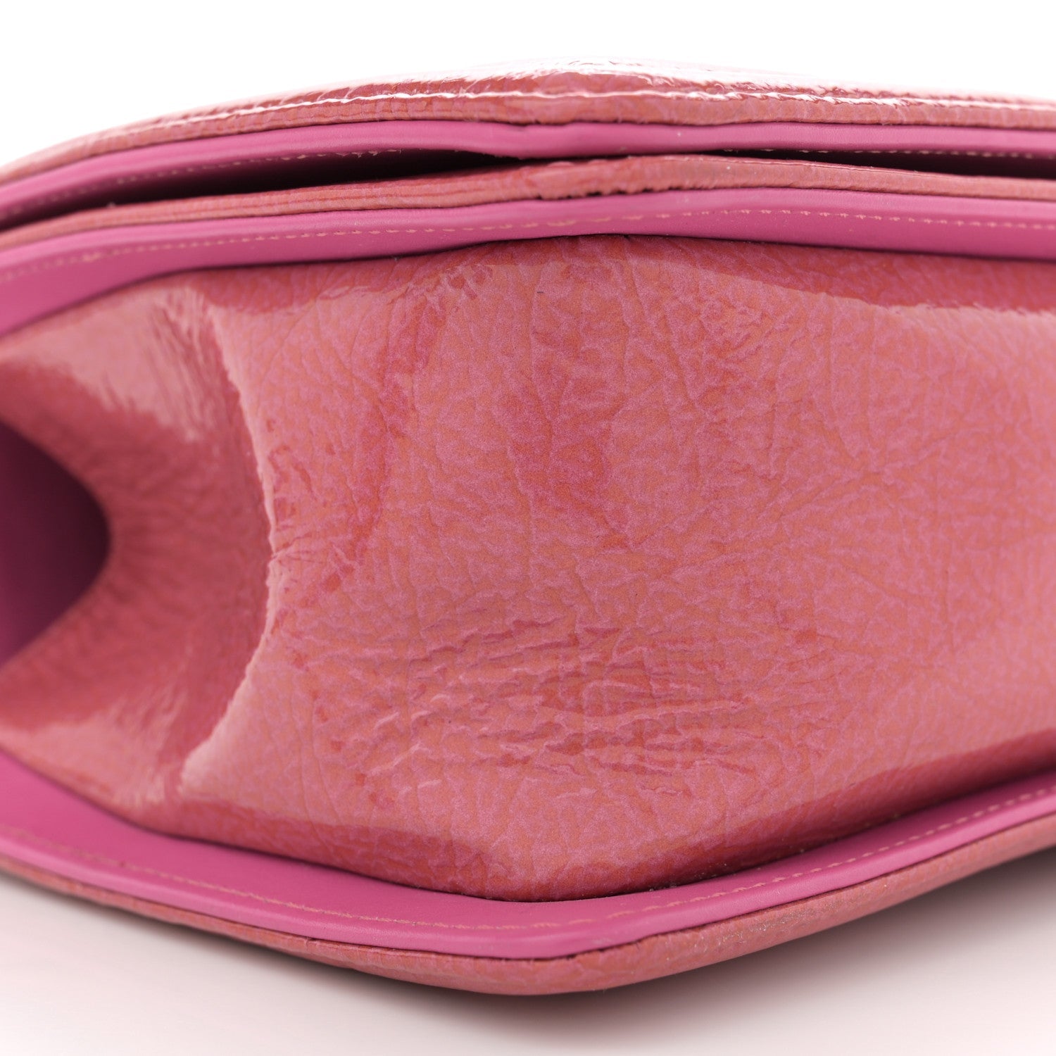 Patent Tweed Medium Boy Flap Fuchsia