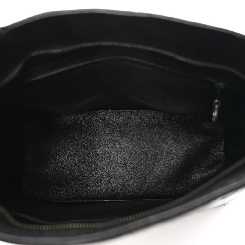 Caviar Quilted Medallion Tote Black