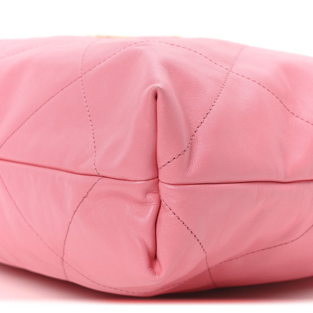 Shiny Calfskin Quilted Chanel 22 Drawstring Bag Coral Pink