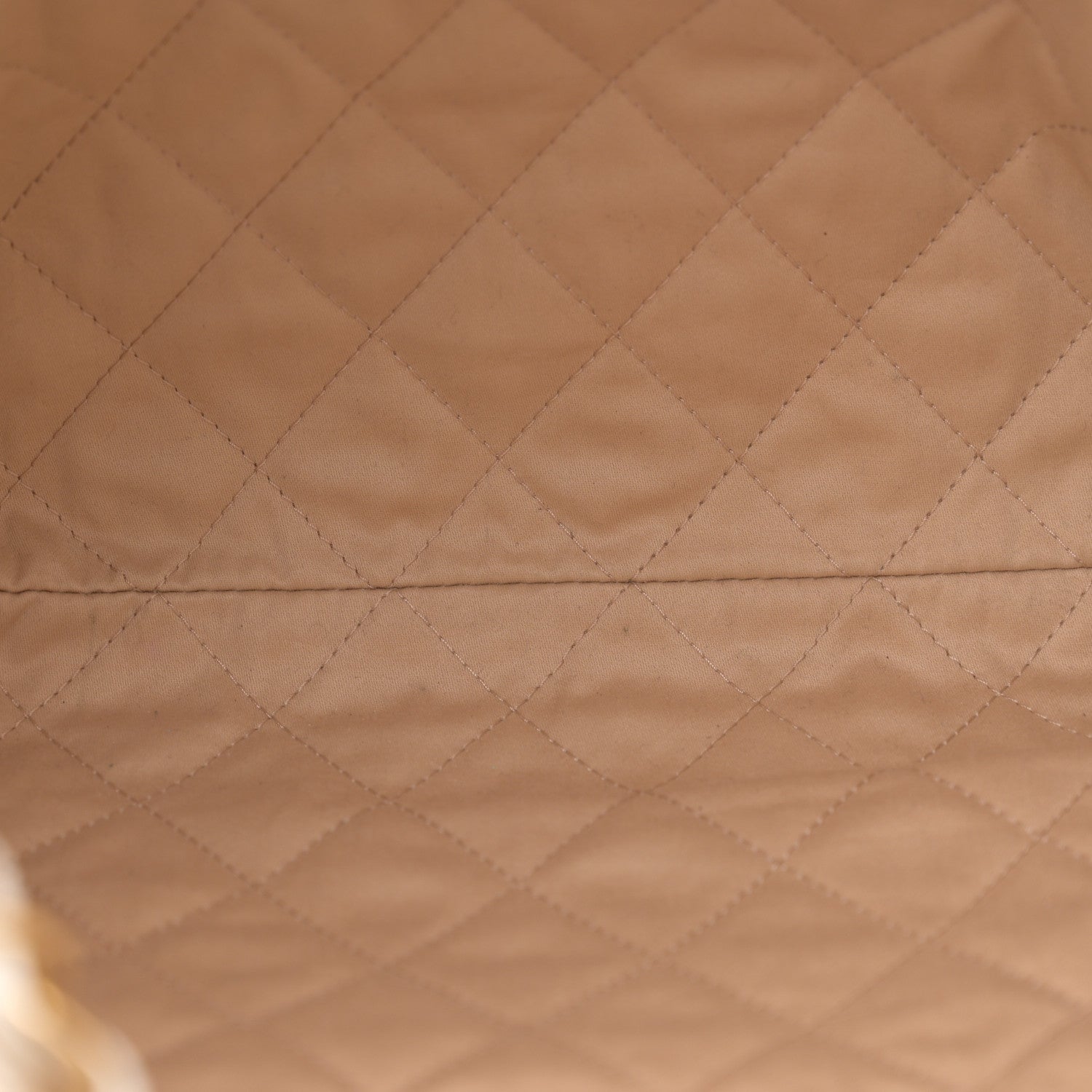 Shiny Calfskin Quilted Small Chanel 22 White