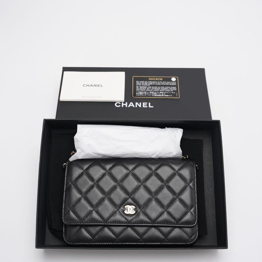Chanel Wallet On Chain (WOC) Black Bag In Lambskin Leather With Gold Hardware 2018