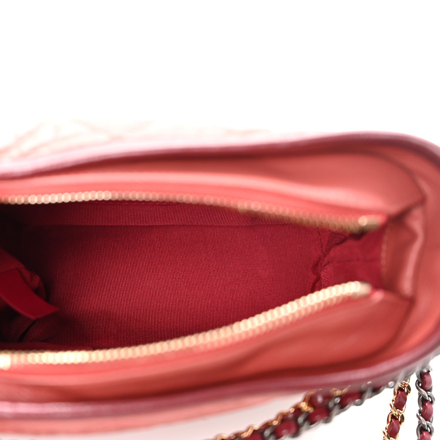 Aged Calfskin Quilted Small Gabrielle Hobo Red