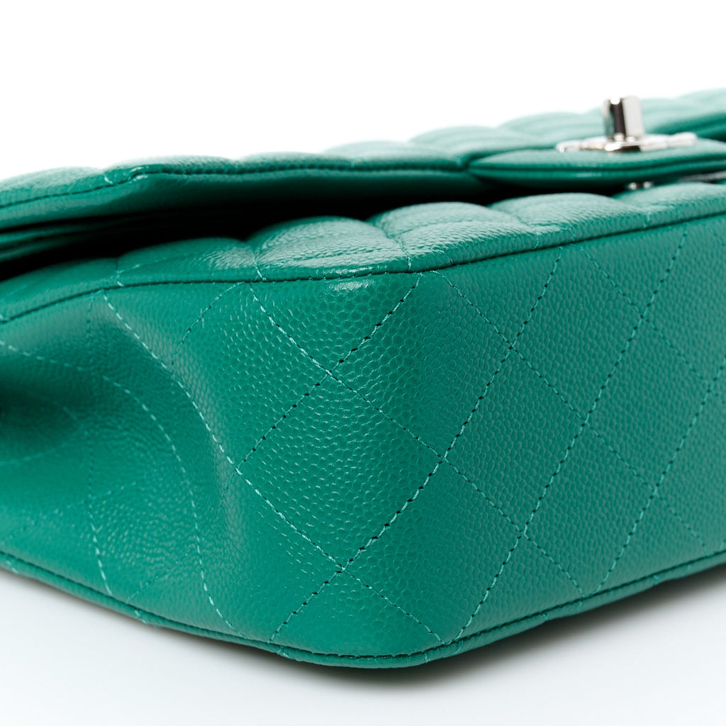 Caviar Quilted Medium Double Flap Green
