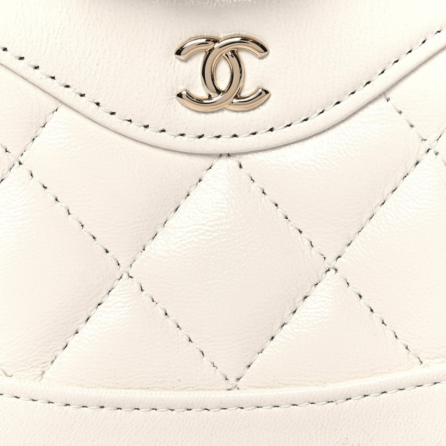 Shiny Lambskin Quilted Micro 31 Clutch With Chain White