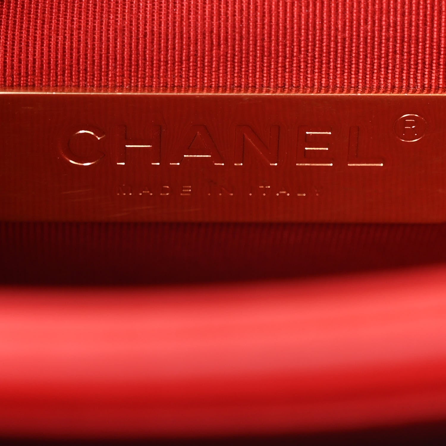 Calfskin Caviar Quilted Mini Chain Handle Flap  Red