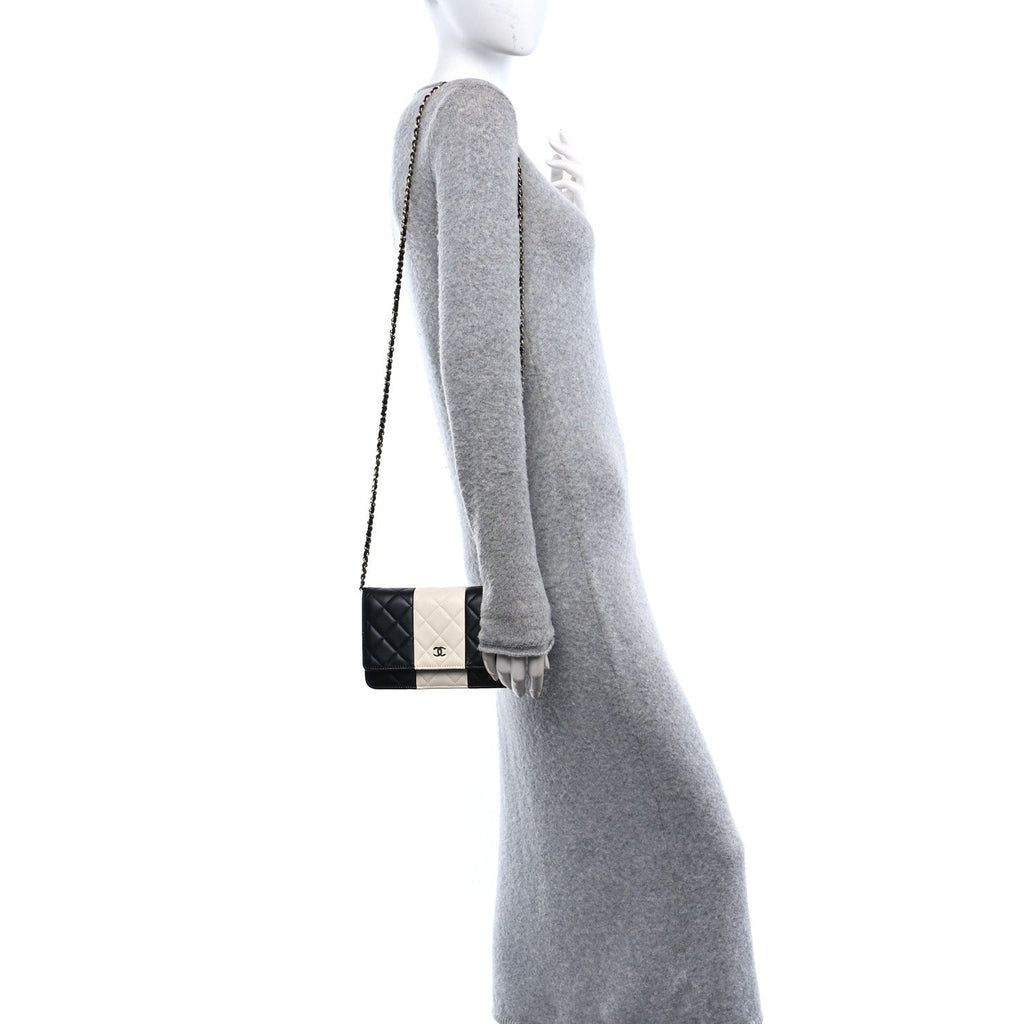 Lambskin Quilted Wallet On Chain WOC White Black