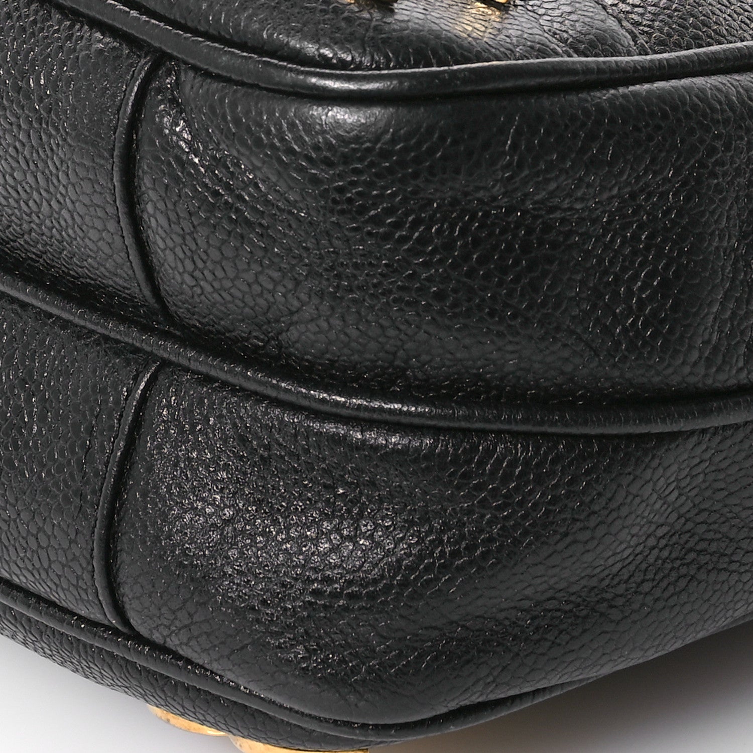 Caviar CC Shoulder Bag Black