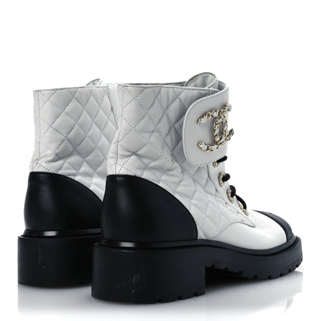 Shiny Lambskin Quilted Lace Up Combat Boots 39.5 White Black