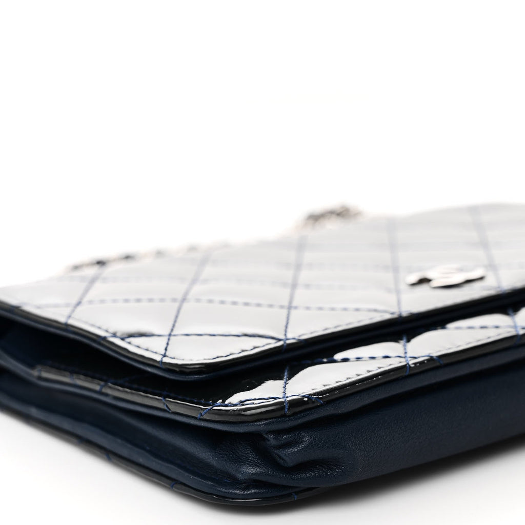 Patent Quilted Wallet On Chain WOC Blue