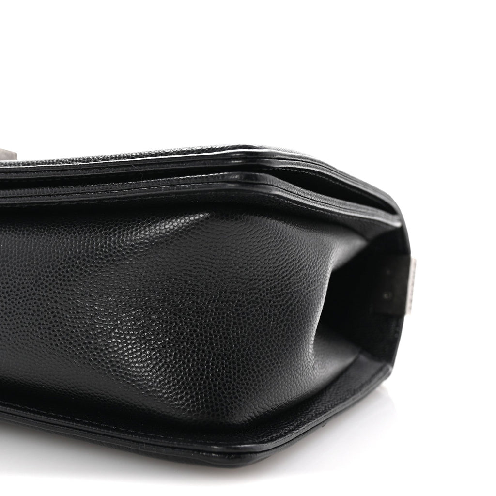 Caviar Quilted Medium Boy Flap Black