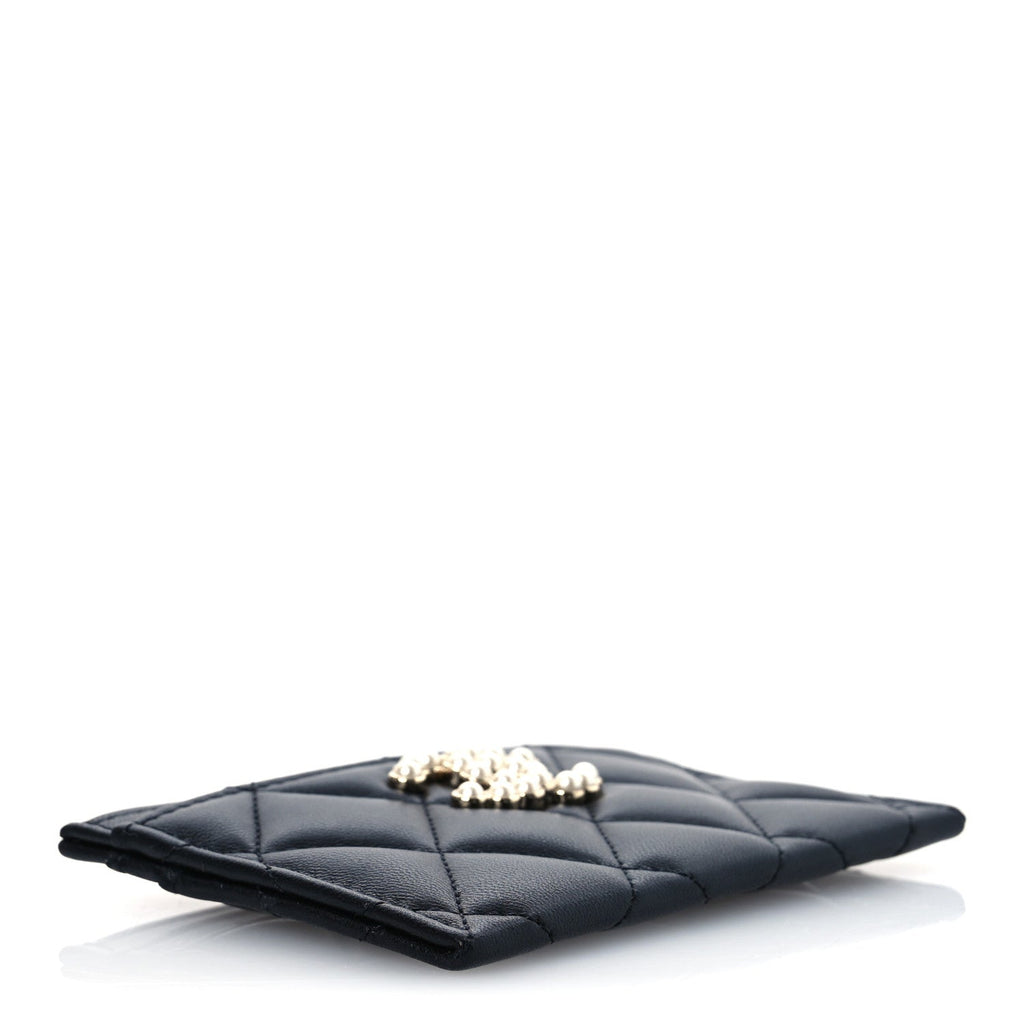 Lambskin Quilted Pearl CC Chanel  Holder Black