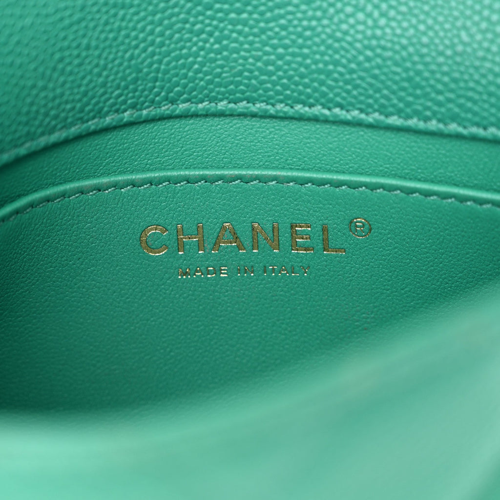 Caviar Quilted Mini Sweetheart Flap Green