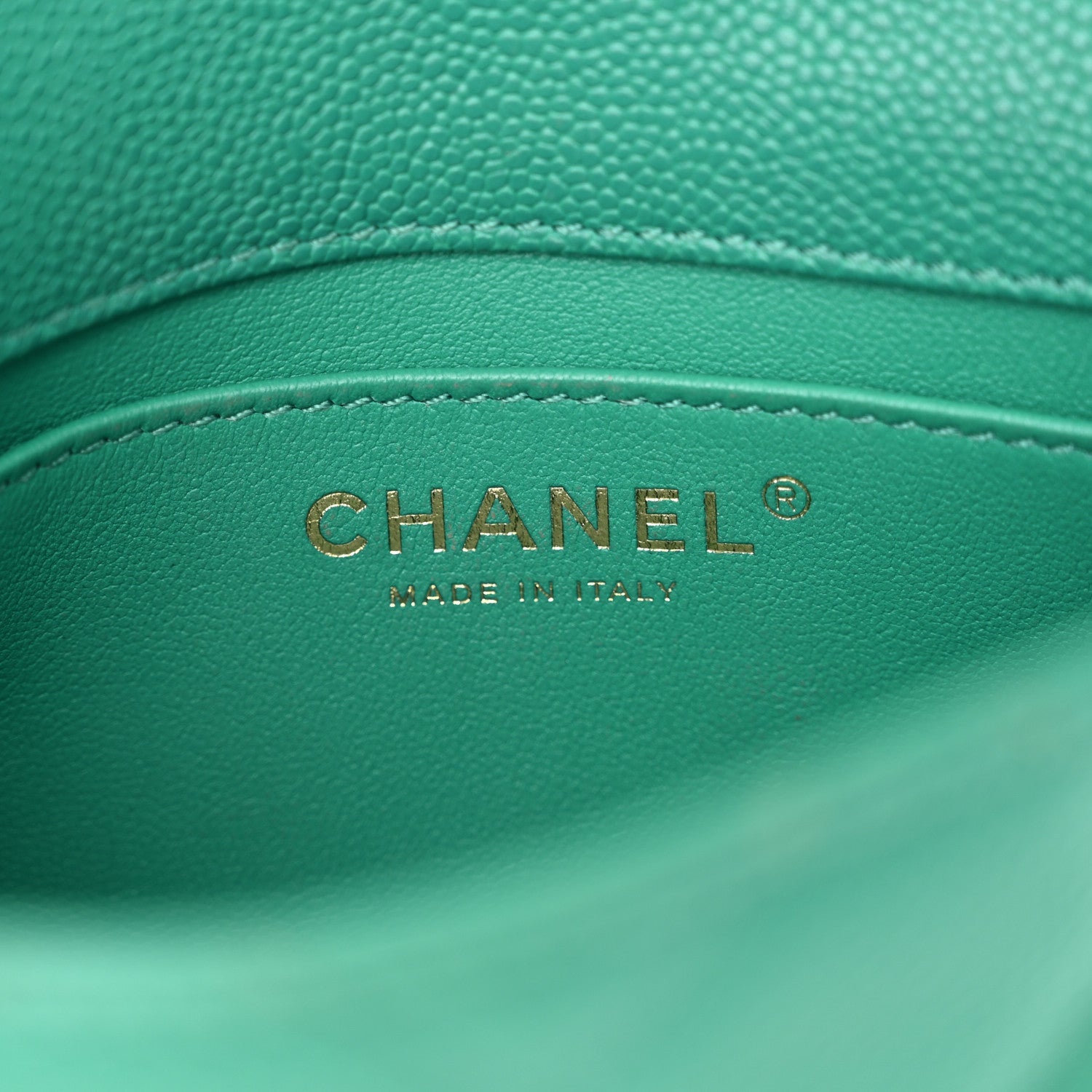 Caviar Quilted Mini Sweetheart Flap Green