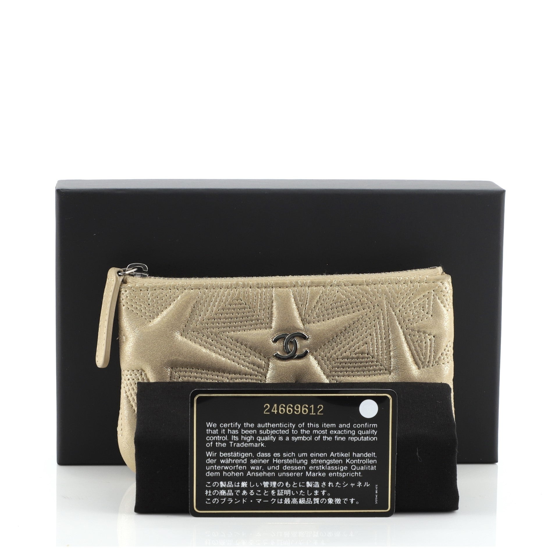 Classic O Case Pouch Star Embossed Lambskin Mini