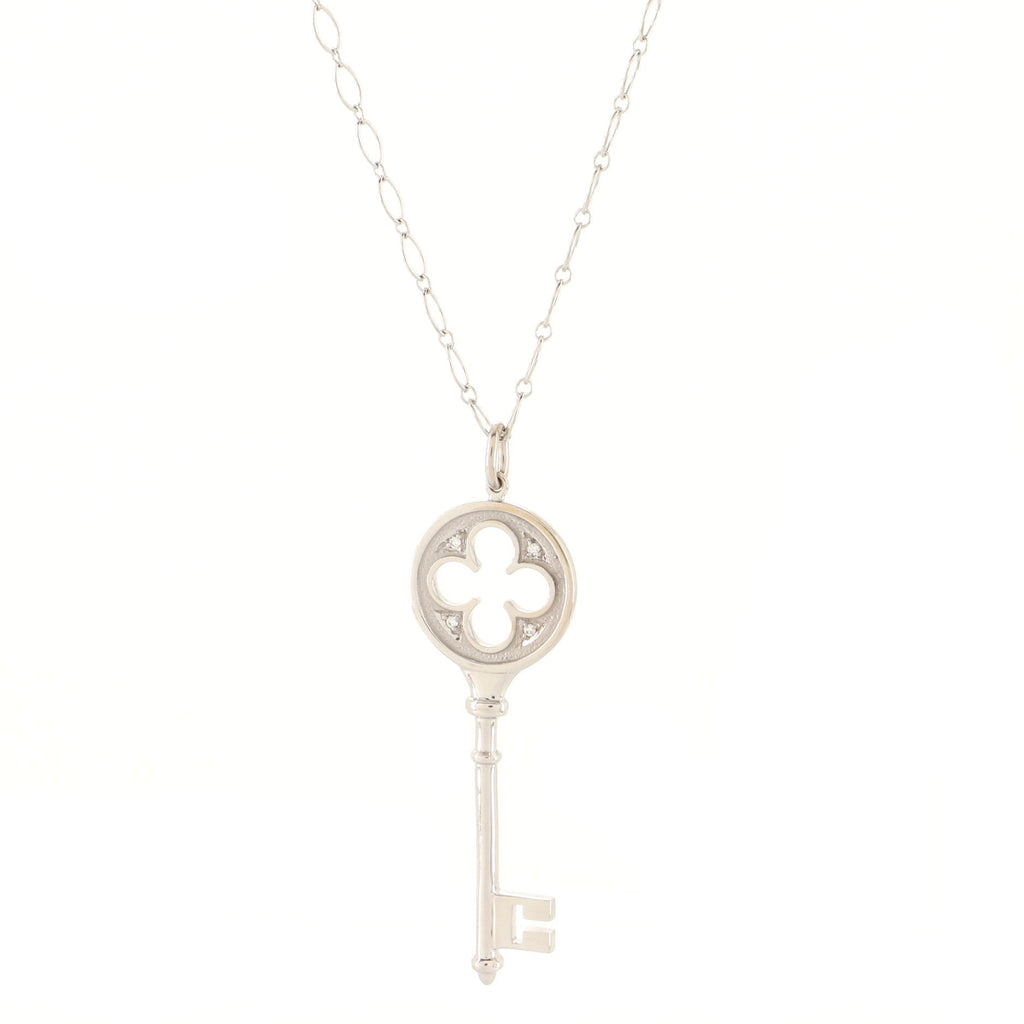 Clover Key Pendant Necklace 18K White Gold with Diamonds