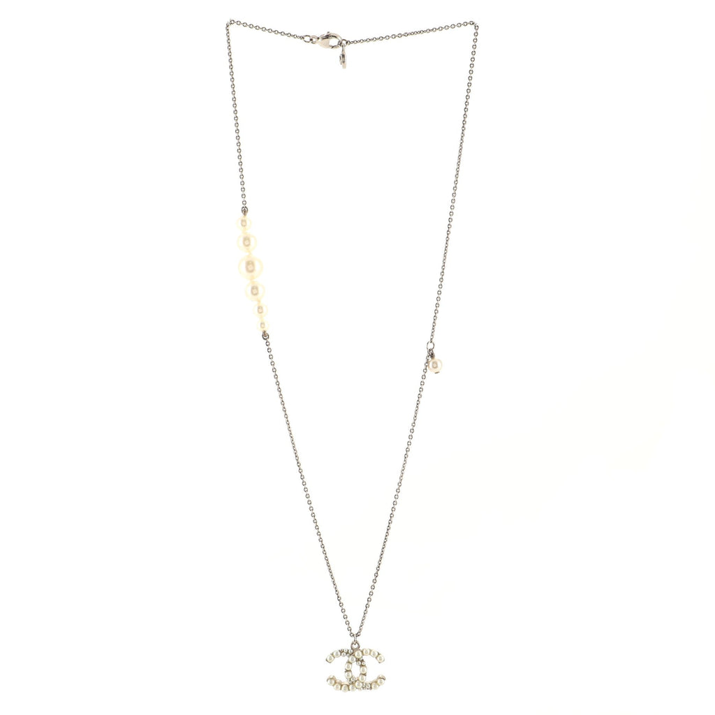 CC Pearl Pendant Necklace Embellished Metal