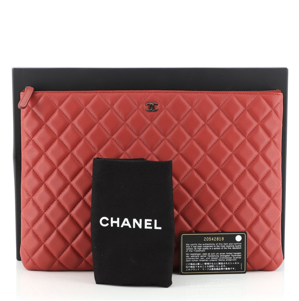 O Case Clutch Quilted Lambskin Large