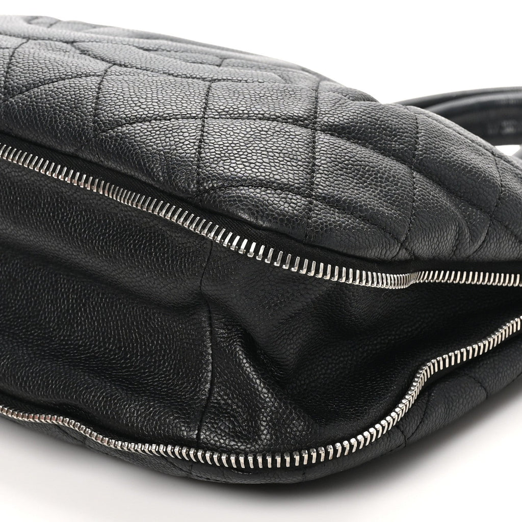 Caviar Quilted CC Zip Around Shoulder Bag Black