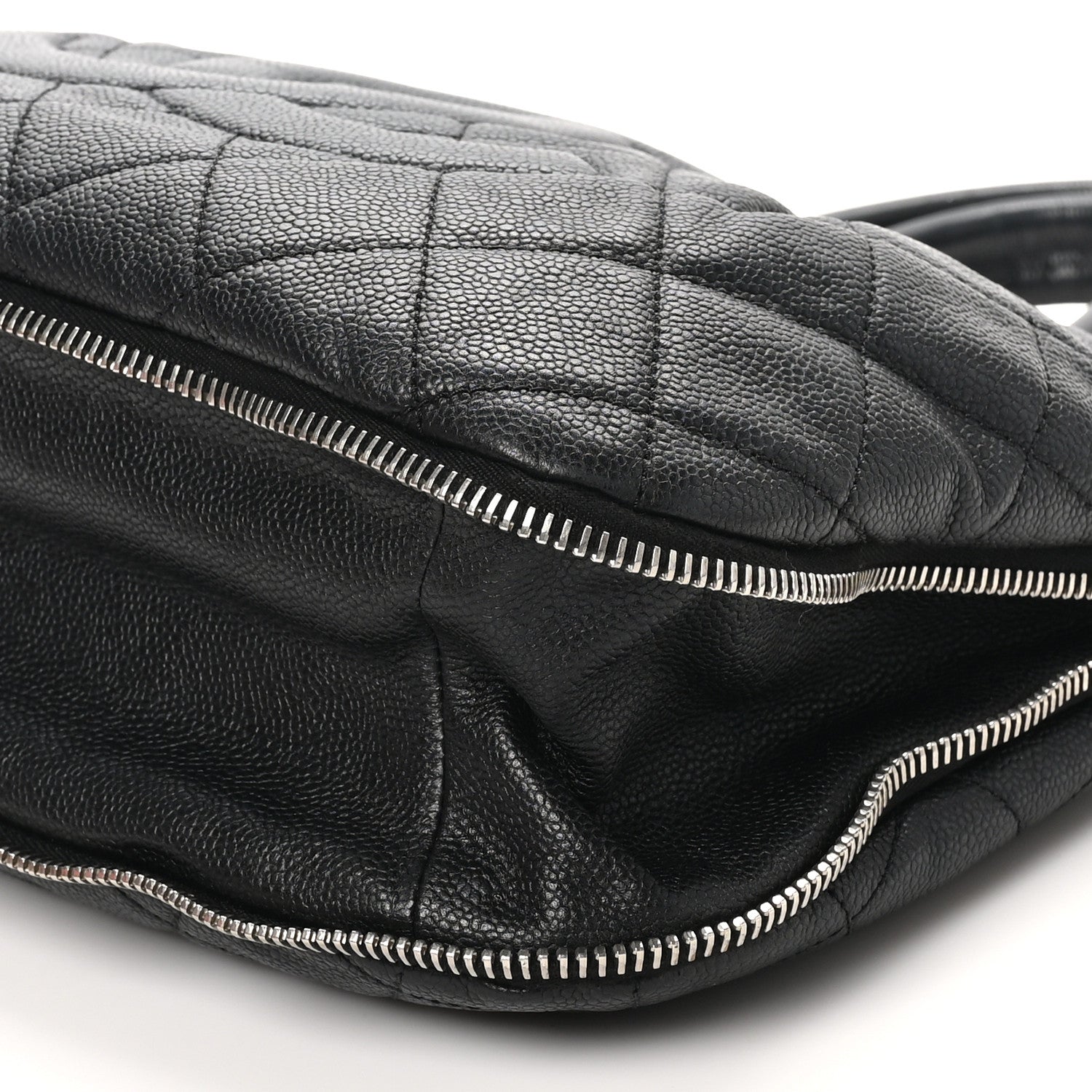 Caviar Quilted CC Zip Around Shoulder Bag Black