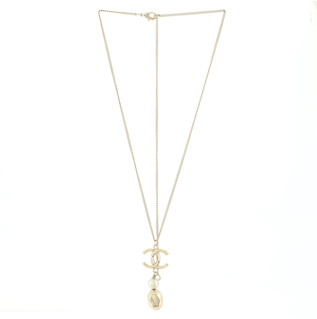 CC Drop Pendant Necklace Metal with Faux Pearl