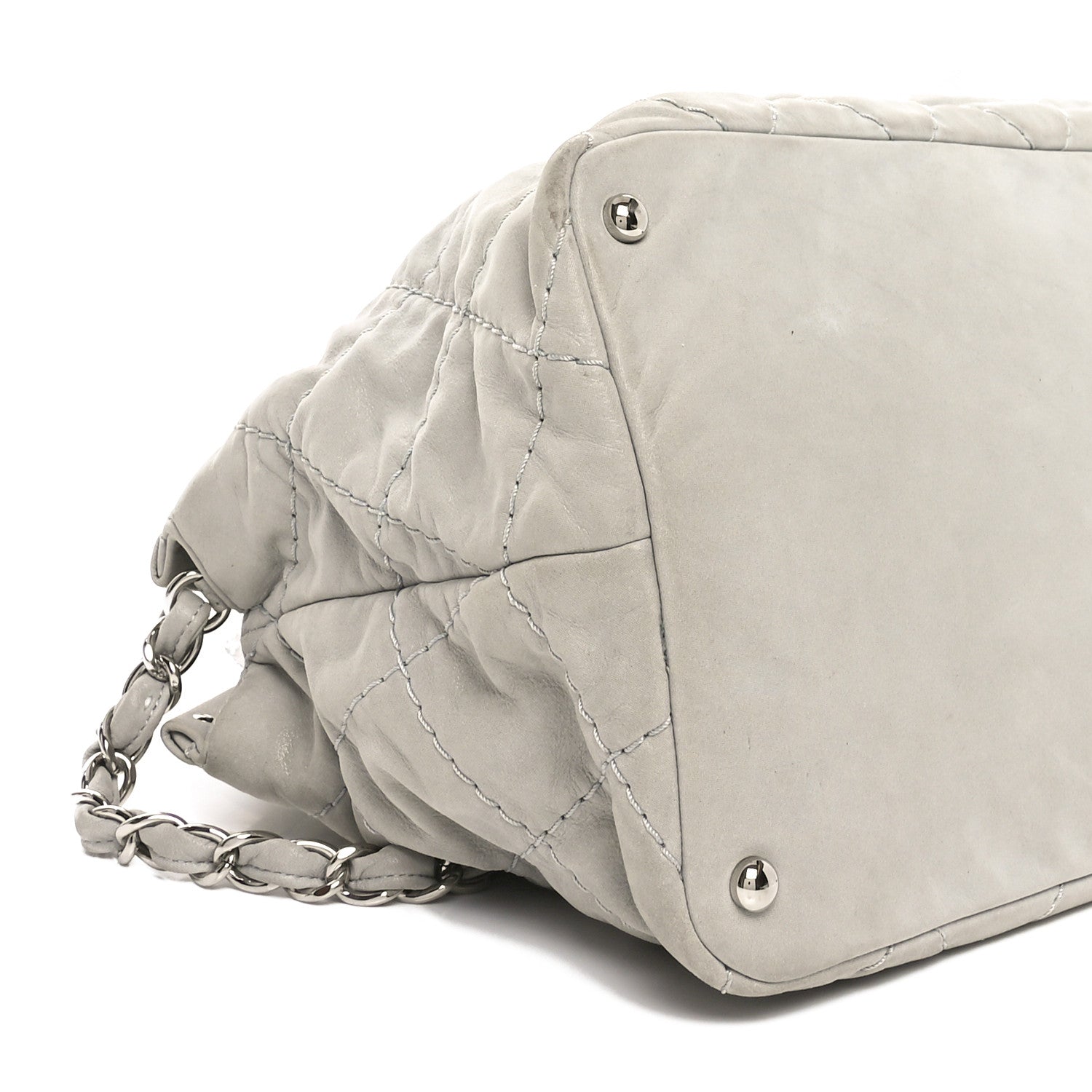 Iridescent Calfskin Quilted Small Sea Hit Tote Gris Clair