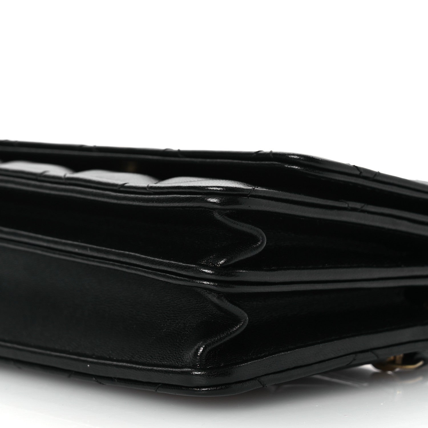 Lambskin Quilted CC Pearl Enamel Clutch on Chain WOC Black