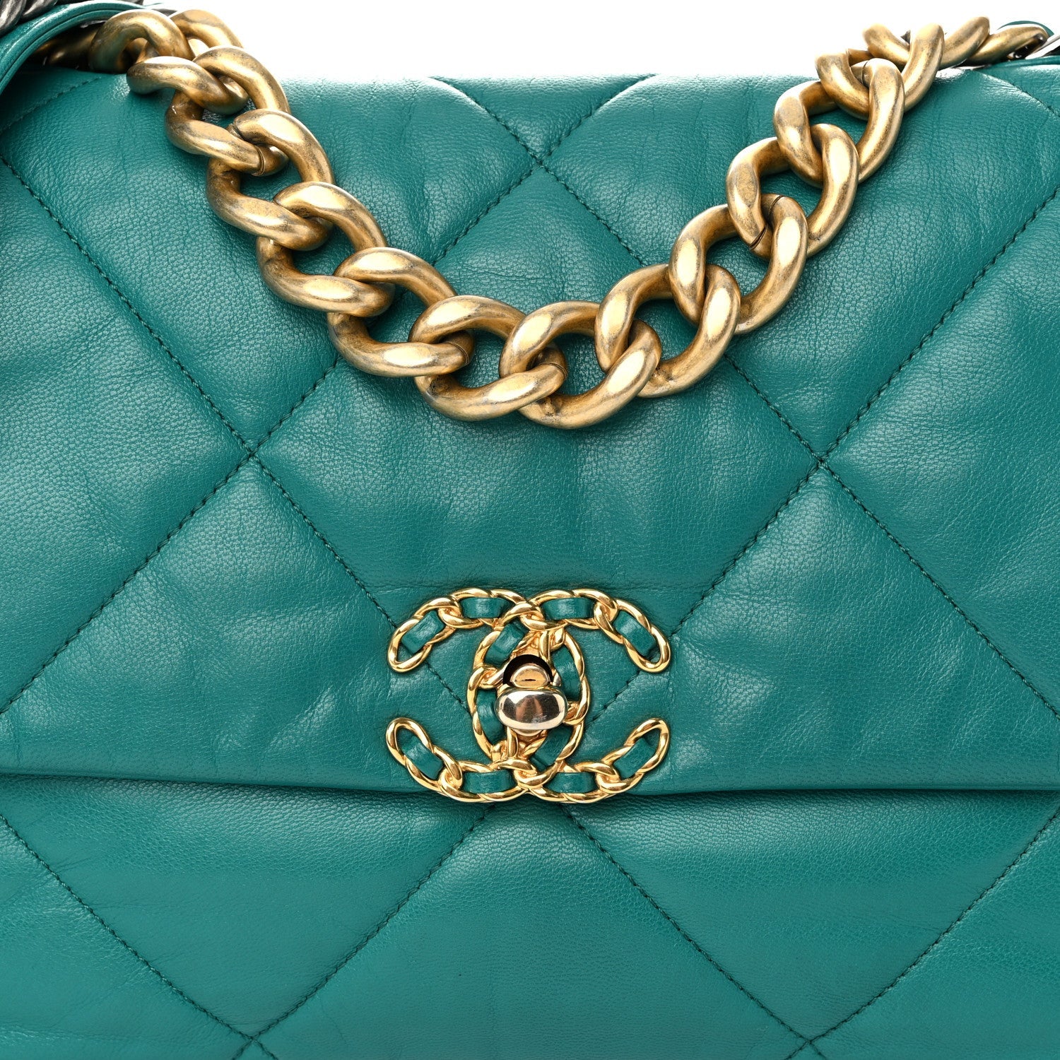 Lambskin Quilted Large Chanel 19 Flap Dark Green