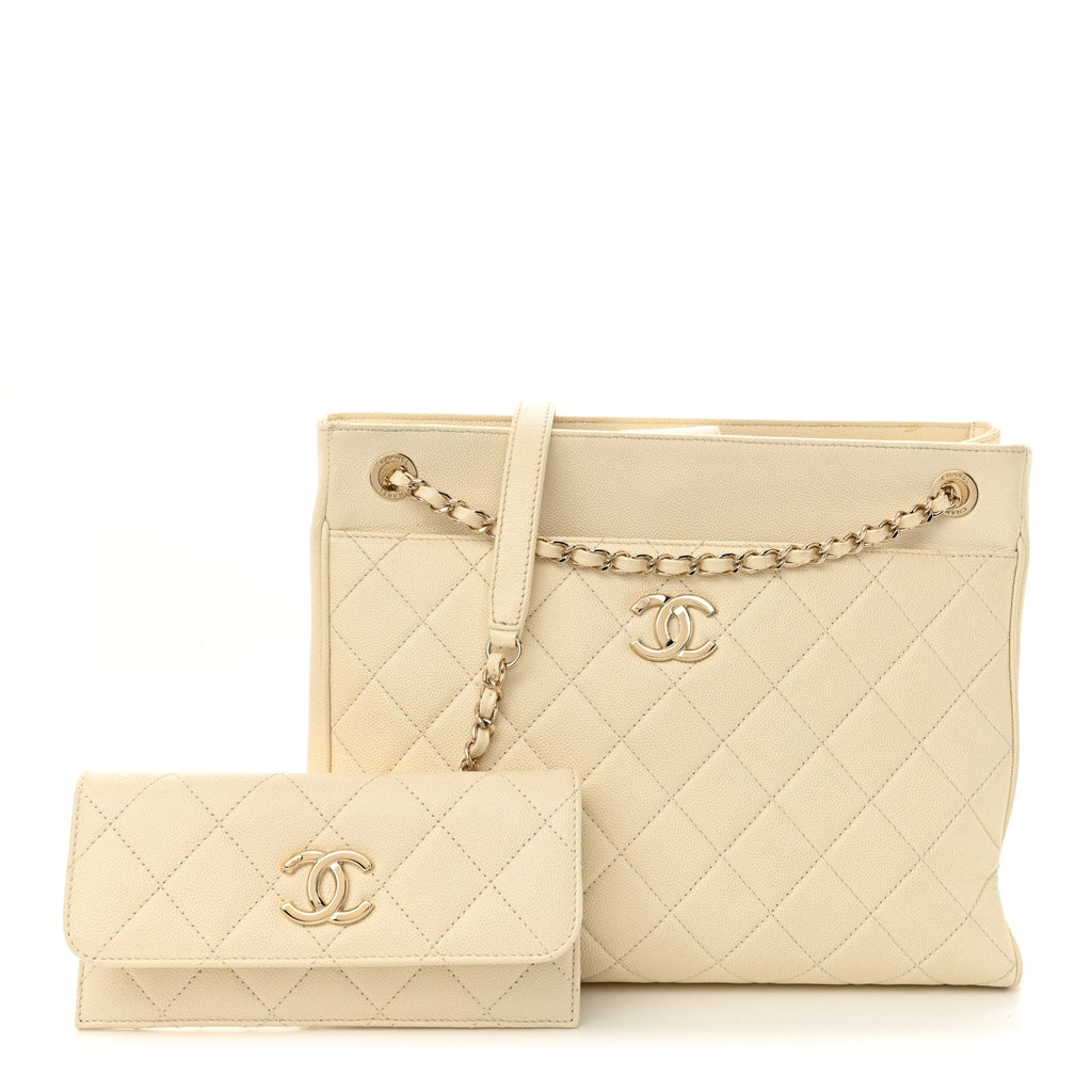 Caviar Quilted In Out Flap Shopping Tote White
