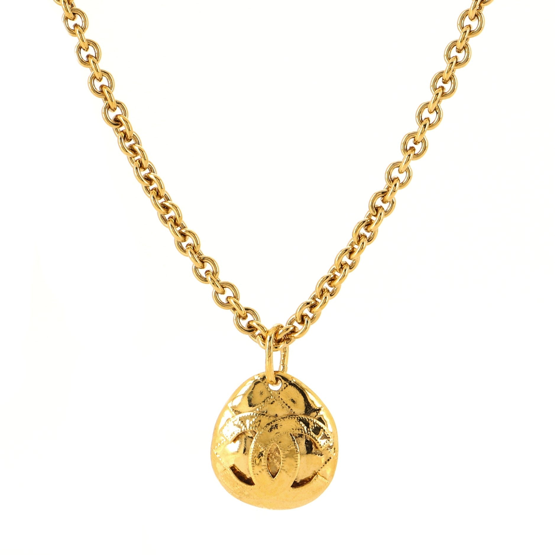 Vintage CC Quilted Teardrop Pendant Necklace Metal