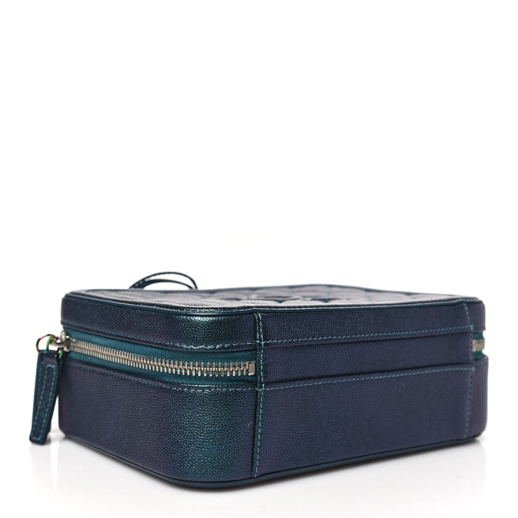 Iridescent Caviar Quilted Medium CC Filigree Vanity Case Dark Turquoise