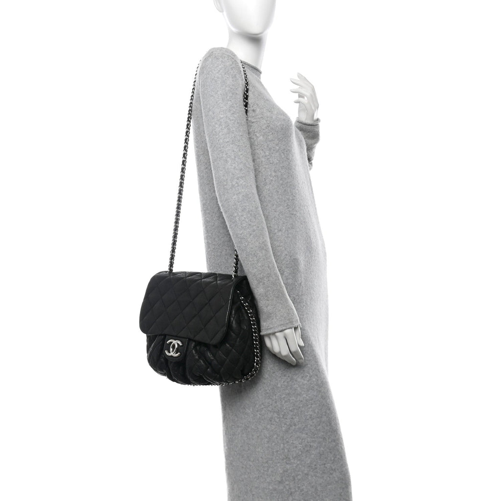 Washed Lambskin Quilted Large Chain Around Messenger Black