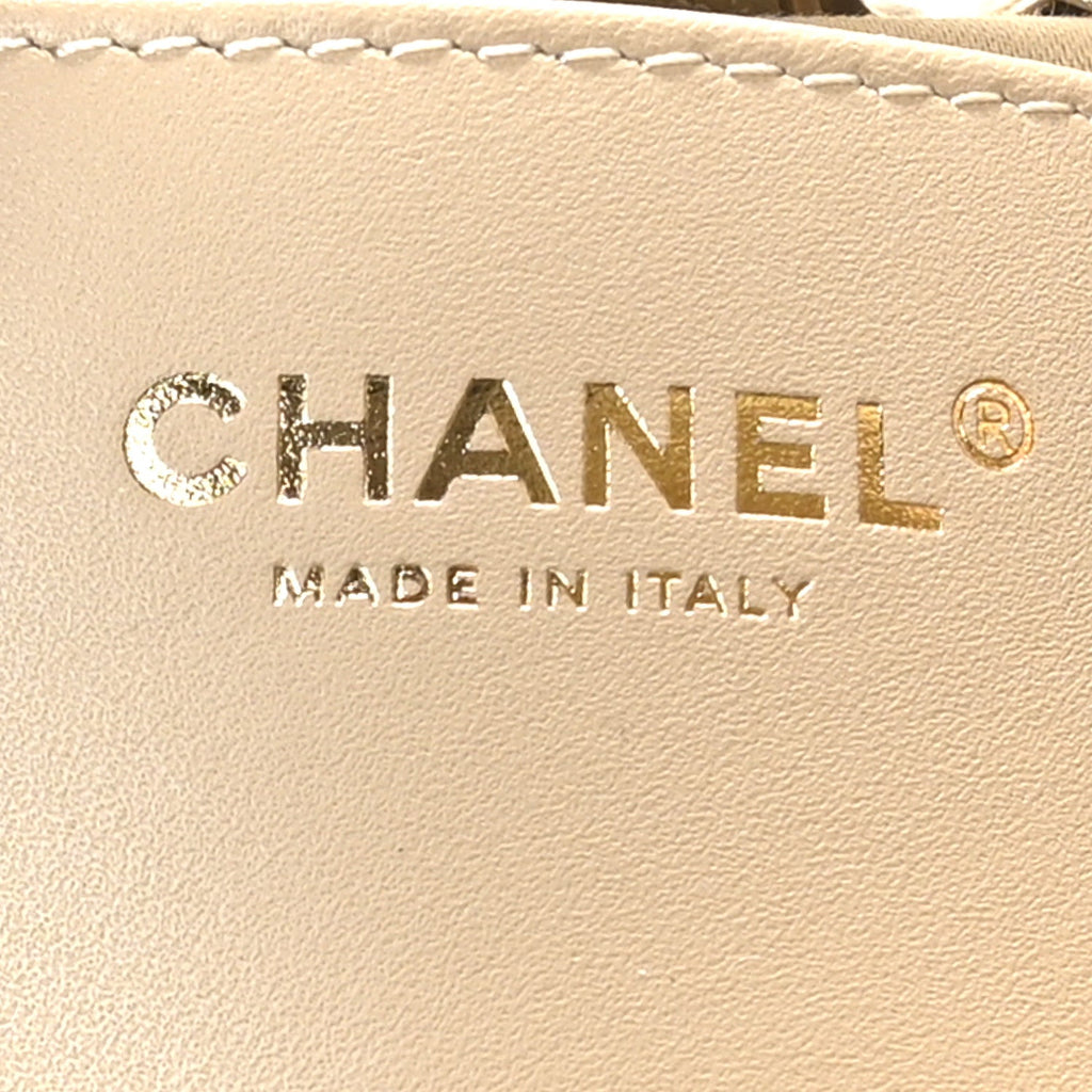 Metallic Caviar Quilted Small Chanel 25 Handbag Gold
