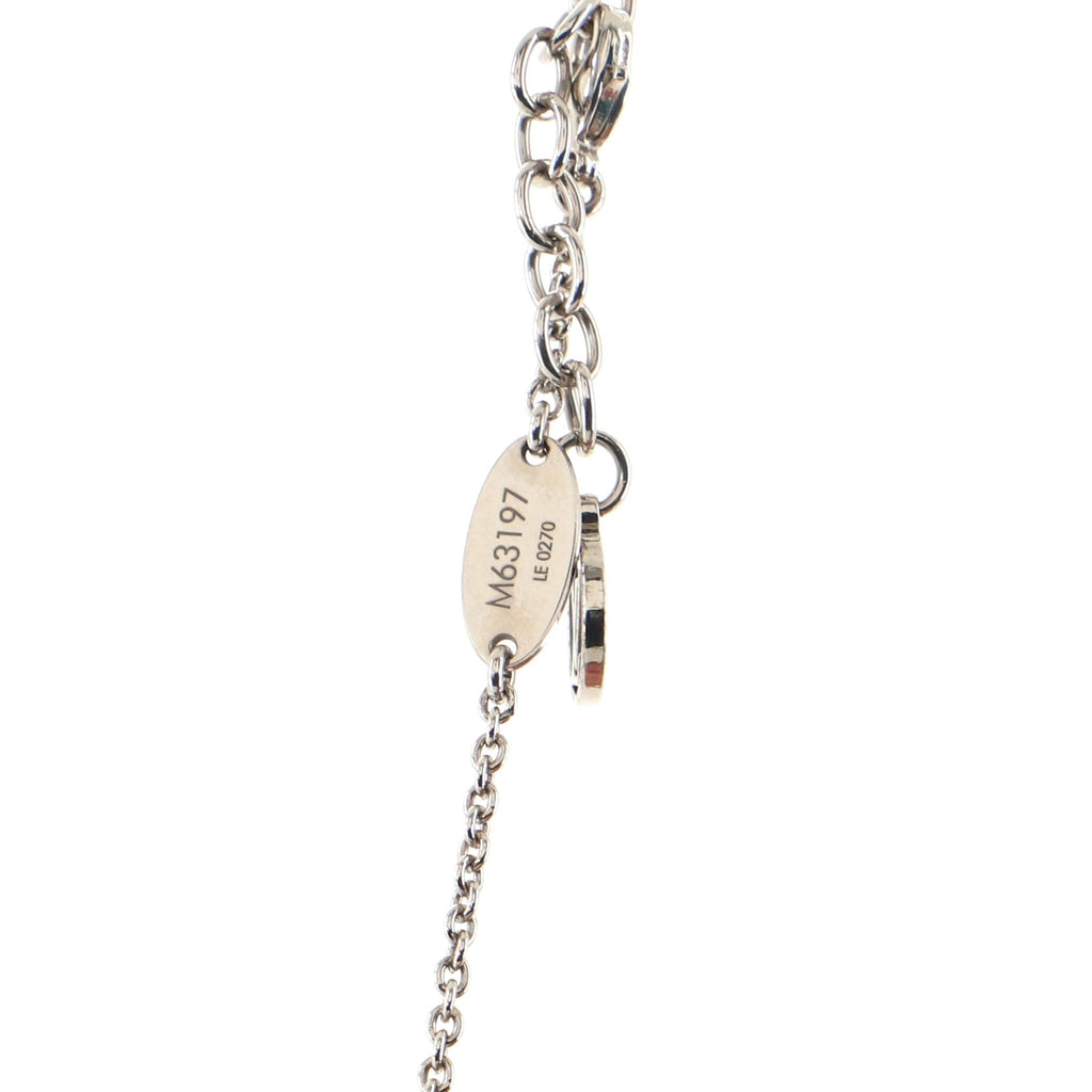 Essential V Supple Necklace Metal