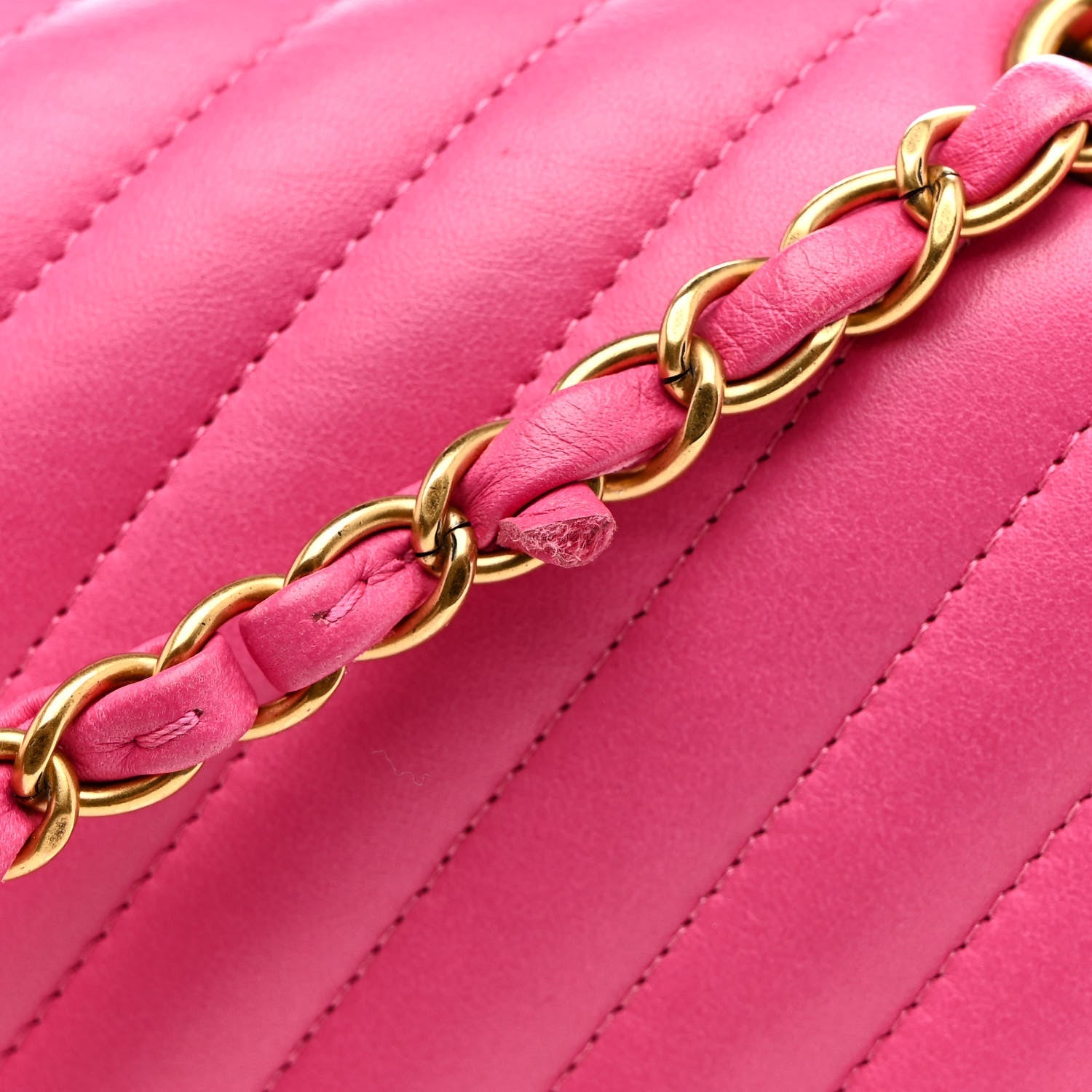 Lambskin Chevron Quilted Medium Double Flap Dark Pink