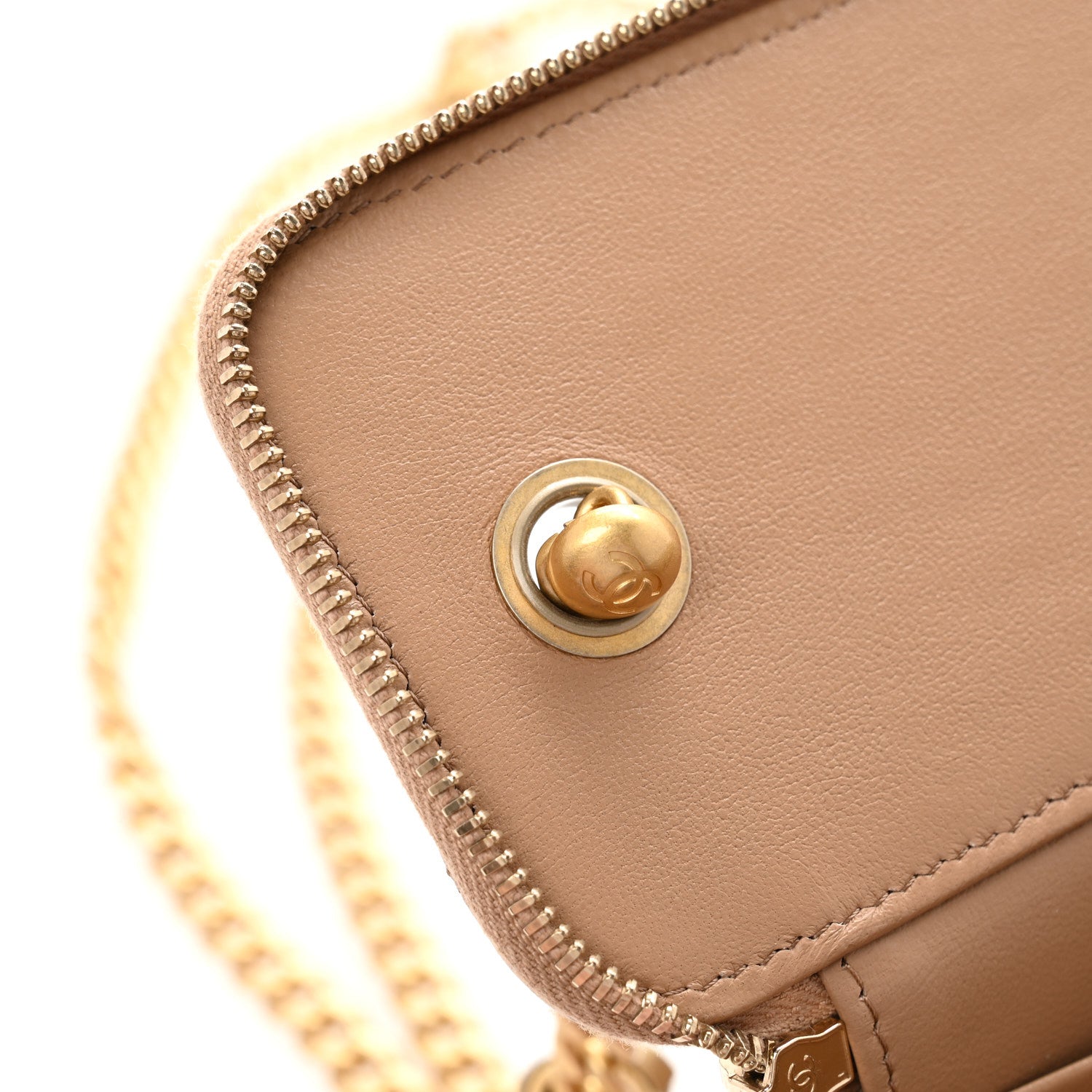 Lambskin Quilted Small Pillow Crush Vanity Case With Chain Beige