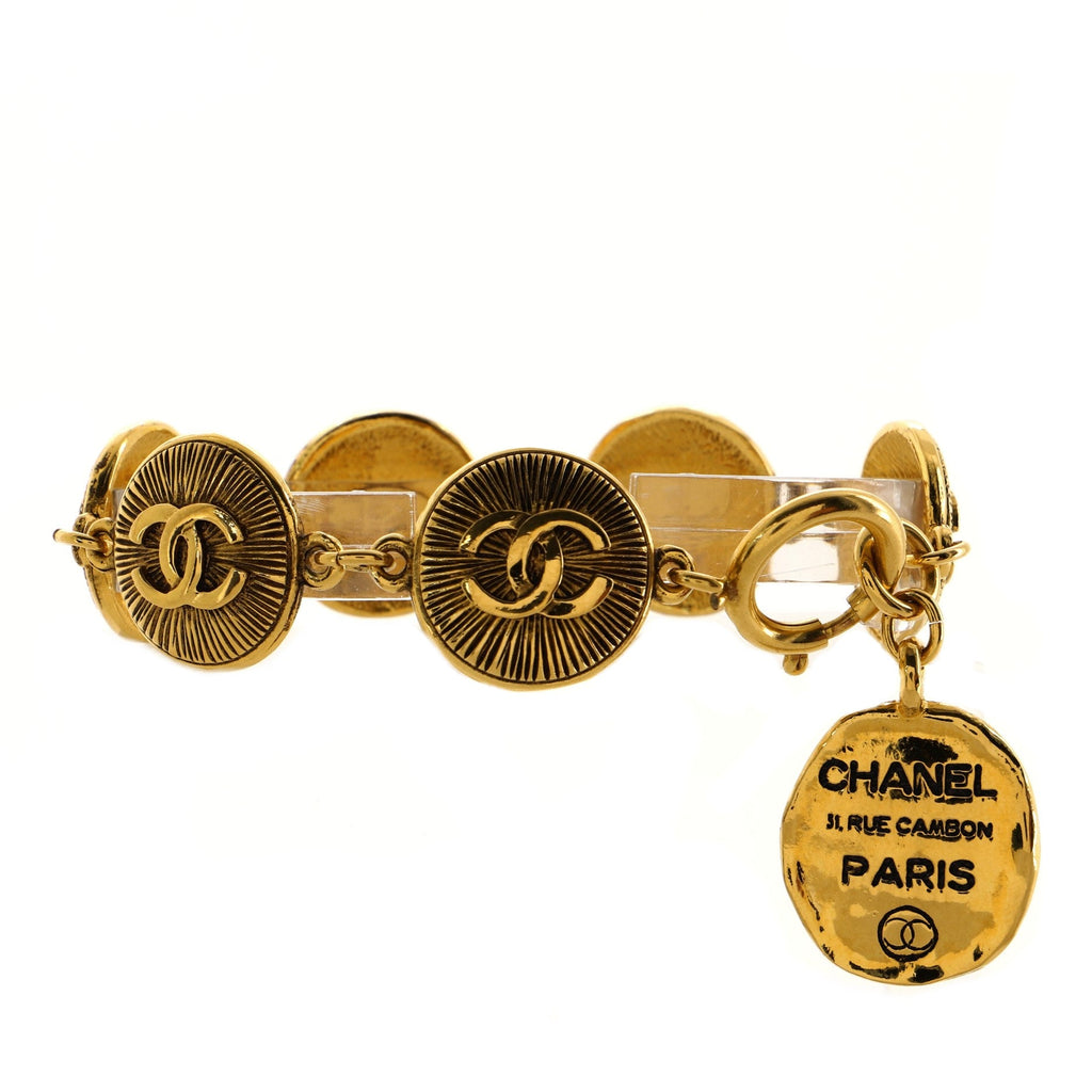 Vintage CC Medallion Charm Bracelet Metal