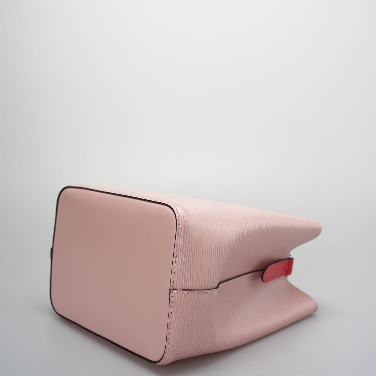 Louis Vuitton 2019 Epi Neonoe BB Bucket Bag in Rose Pink
