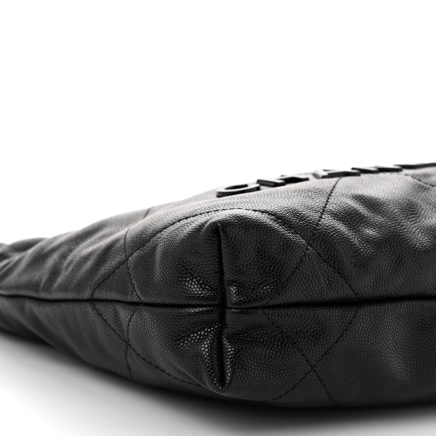 Shiny Caviar Quilted Monochrome Mini Chanel 22 Black