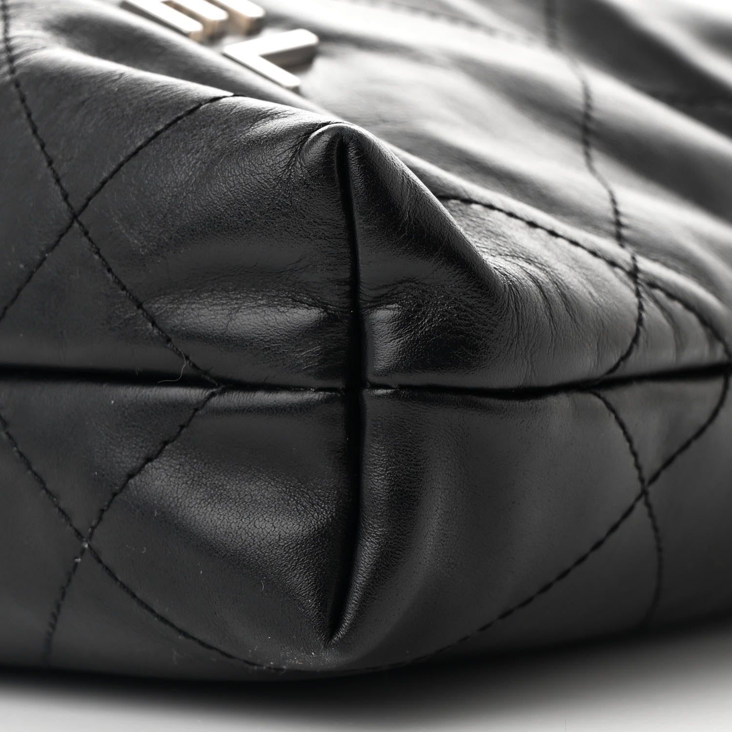 Shiny Calfskin Quilted Mini Chanel 22 Black